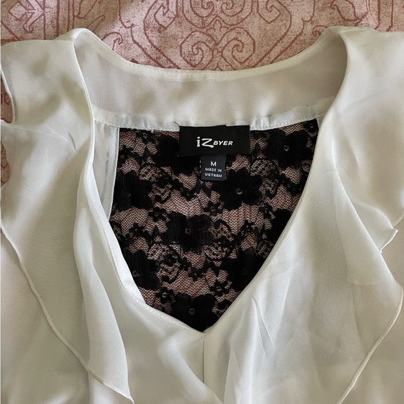 Dressy White Blouse - Picture 3 of 4